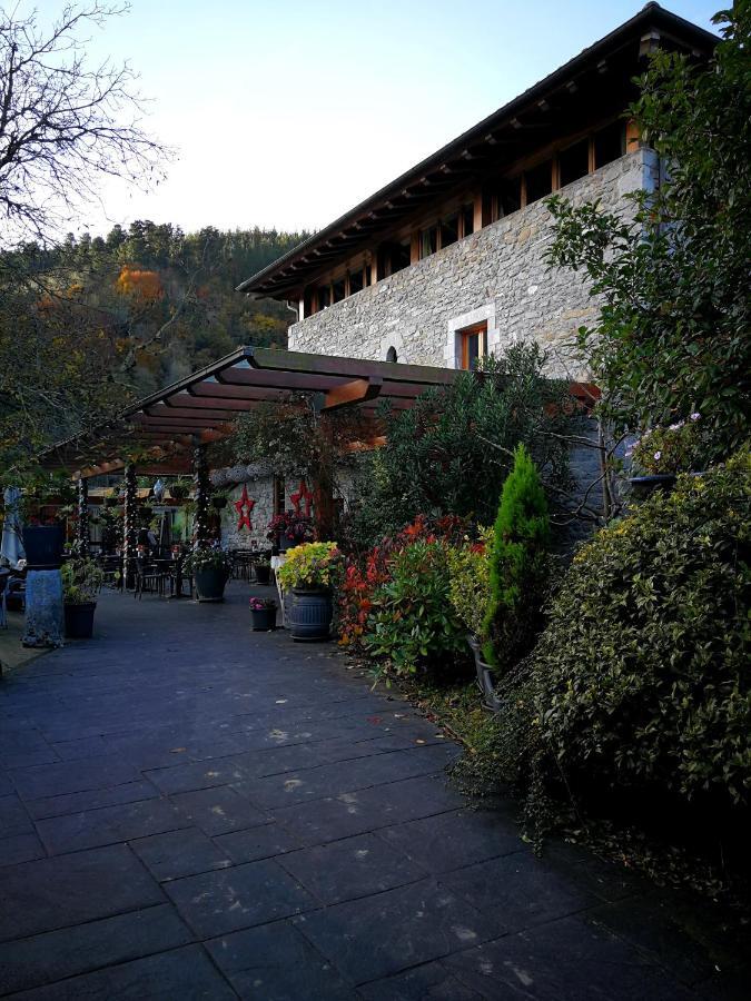 Hotel Larramendi Torrea à Azcoitia Extérieur photo